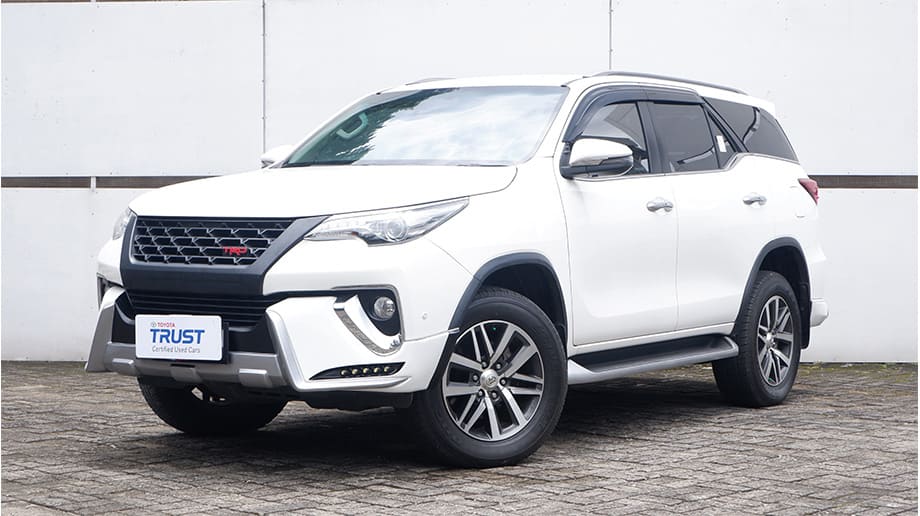 FORTUNER 2018