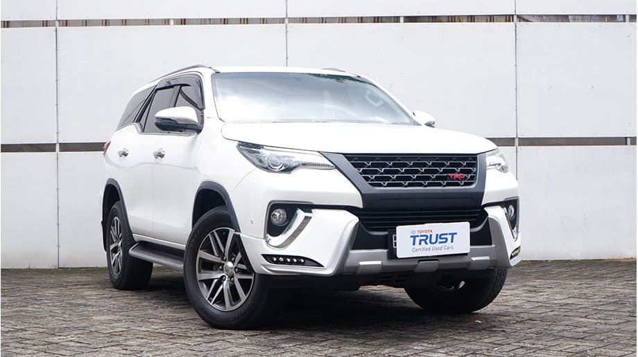 FORTUNER 2018