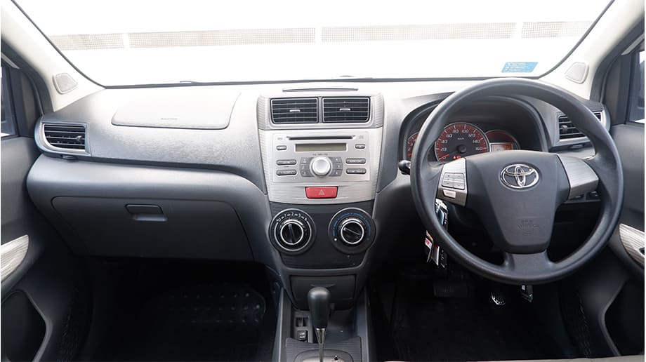 TOYOTA AVANZA 1.5 Veloz AT 2015