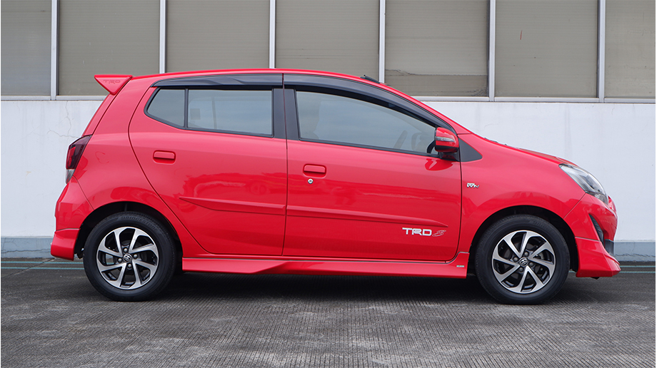TOYOTA AGYA 1.2 G TRD AT 2017