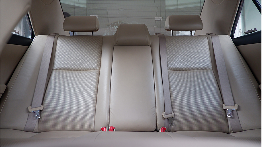 TOYOTA CAMRY 2.5 V AT 2013
