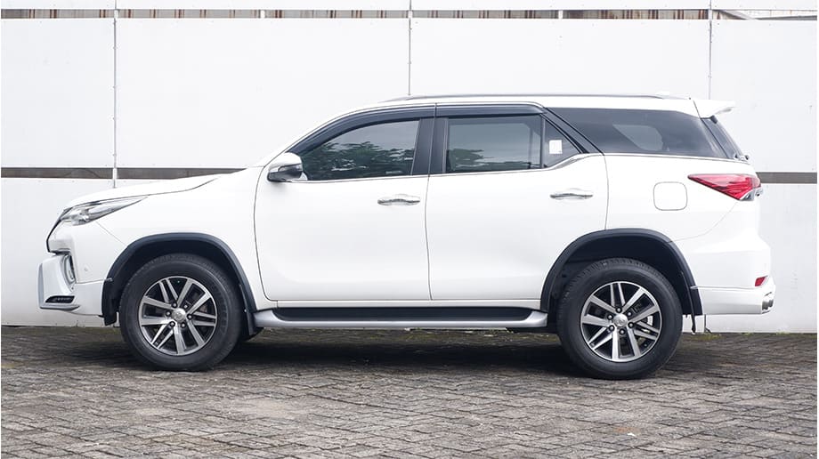 FORTUNER 2018