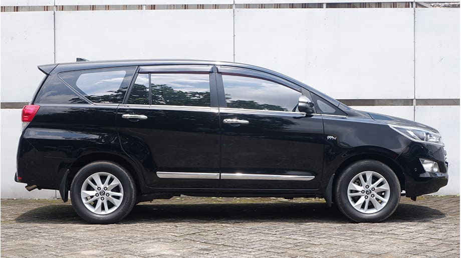 TOYOTA INNOVA 2.0 Q (REBORN) MT 2017